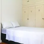 Apartamento a 5 minutos da praia e perto de tudo